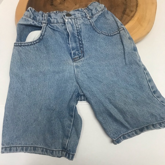 Vintage GUESS? Kid Jean Shorts - Picture 2 of 5